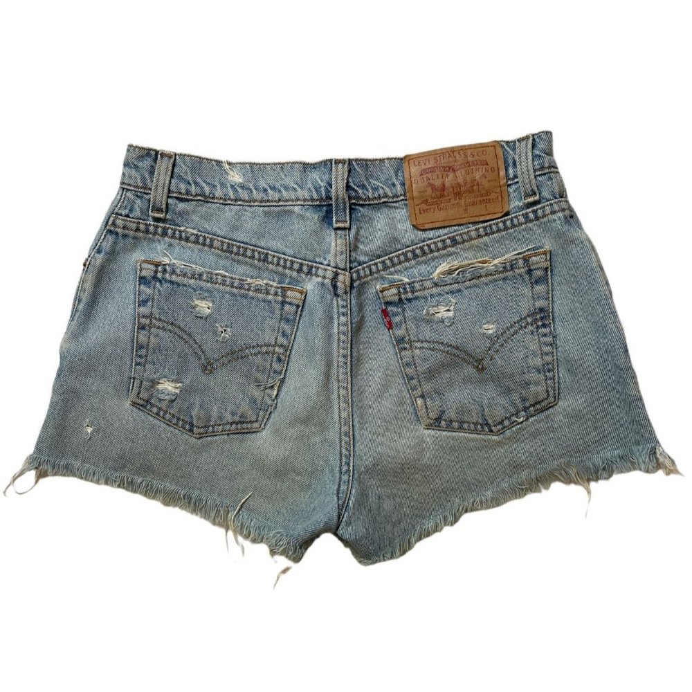 Vintage Levi's Denim Cut off Distressed High Waisted Shorts Size 7 - Picture 2 of 8